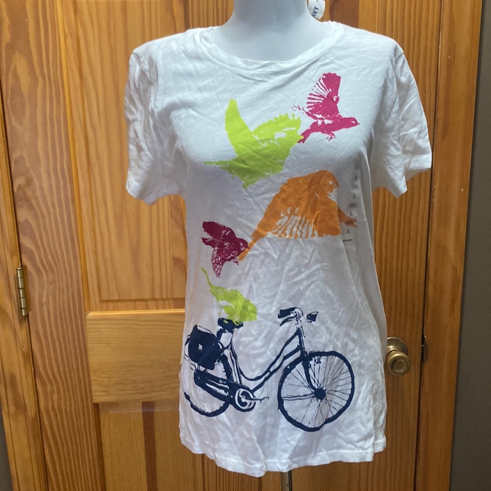 Old navy T-shirt